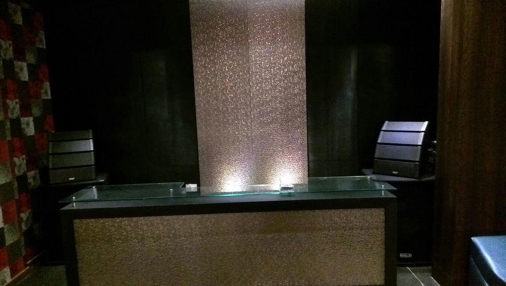 Hotel Bengal International Sziliguri Kültér fotó